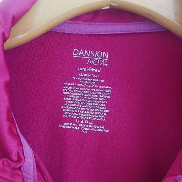 Danskin semi fitted Dri more hot pink workout jacket size XS - Picture 4 of 5